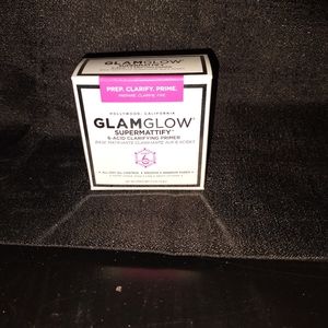 Glam Glow SUPERMATTIFY Clarifying Face Primer